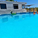 Campsite Nefeli's Dollhouse Caravan 3 Minutes From *