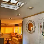 Nefeli's Dollhouse Caravan 3 Minutes From Geroskipou