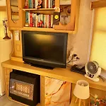 Nefeli's Dollhouse Caravan 3 Minutes From Campsite *