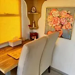 Nefeli's Dollhouse Caravan 3 Minutes From Campsite Geroskipou