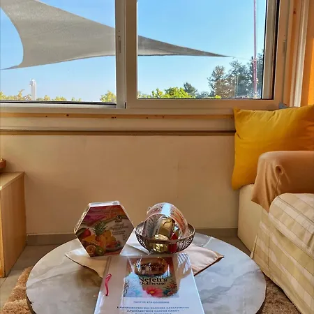 Camping Nefeli's Dollhouse Caravan 3 Minutes From Geroskipou