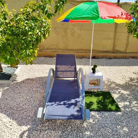 Nefeli's Dollhouse Caravan 3 Minutes From * Geroskipou