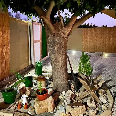 Nefeli's Dollhouse Caravan 3 Minutes From * Geroskipou