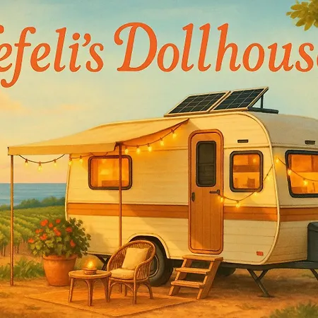 Camping Nefeli's Dollhouse Caravan 3 Minutes From *