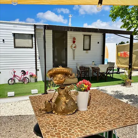Nefeli'S Dollhouse Caravan 10 Minutes From Paphos Airport *