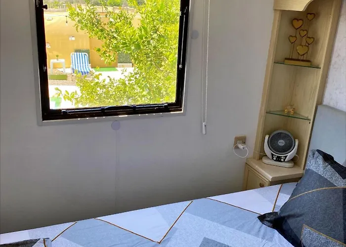 Kemping Nefeli's Dollhouse Caravan 3 Minutes From Geroskipou