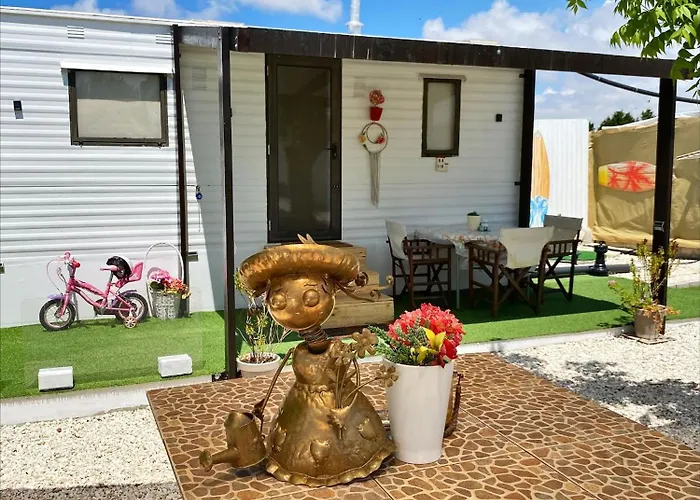 Nefeli's Dollhouse Caravan 3 Minutes From *